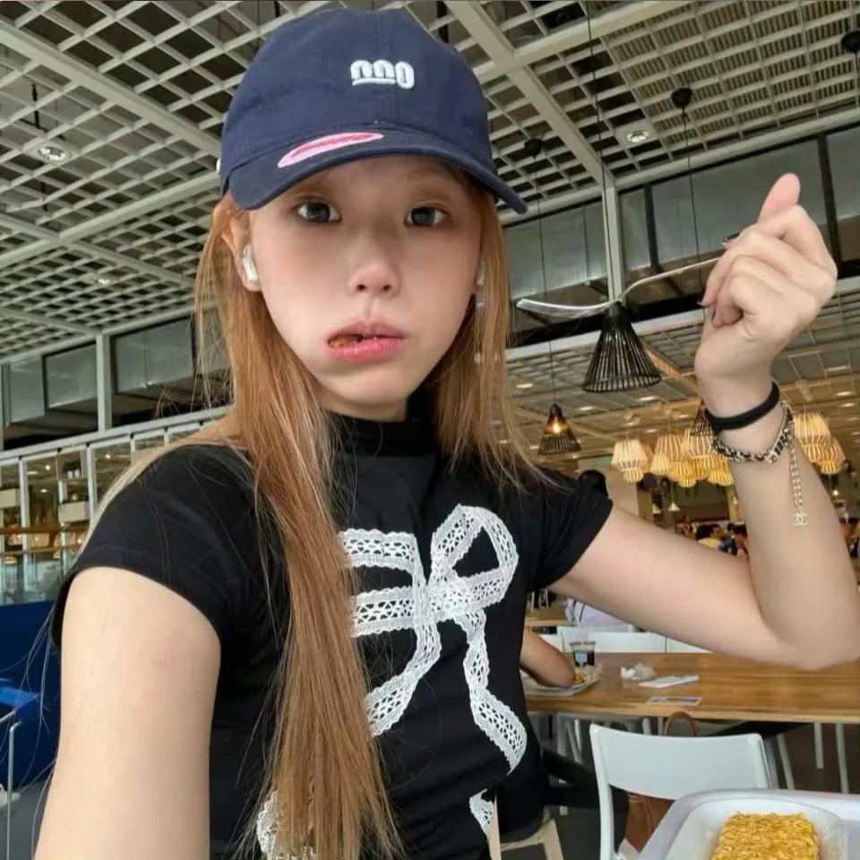 落凡尘
